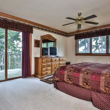 Three-Bedroom Condominiums, Style B 8